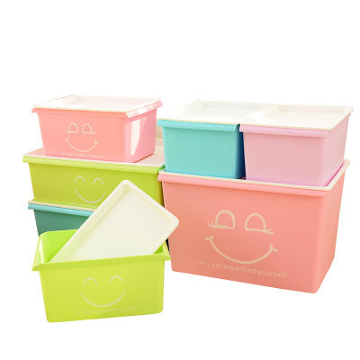 家里有衣服收納盒,怎么做衣服收納盒?