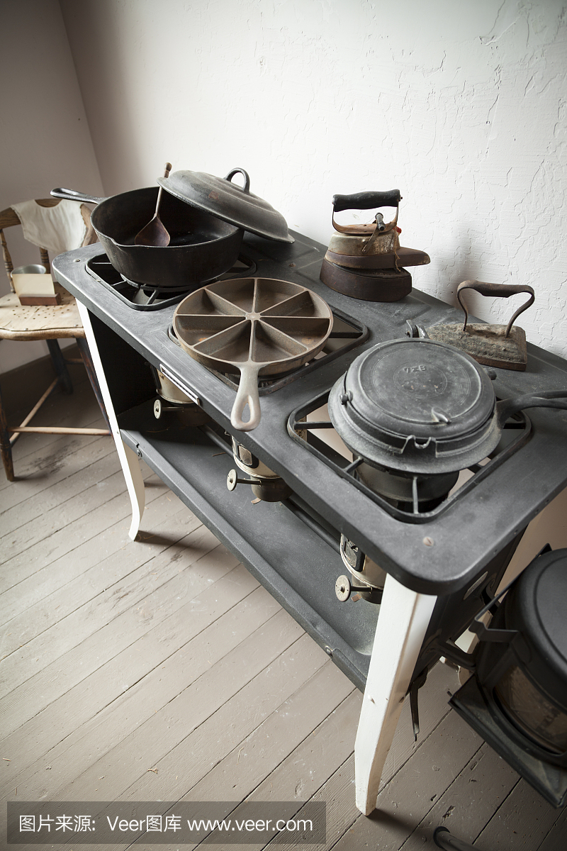 新農(nóng)村廚房的必需品有哪些?