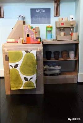 利用紙箱作為廚房儲物空間,利用廢紙箱改造小廚房