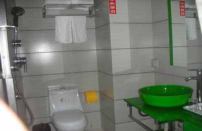 路橋衛(wèi)浴批發(fā)市場(chǎng)地址,贛州衛(wèi)浴批發(fā)市場(chǎng)在哪里?